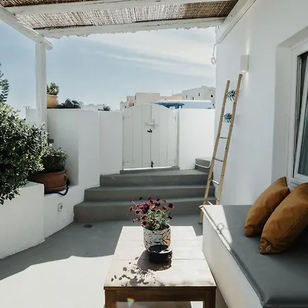 Kalyva Cycladic House - Santorini *
